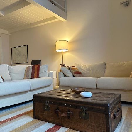 Vicool Apartments - Centro Storico Napoli Luaran gambar