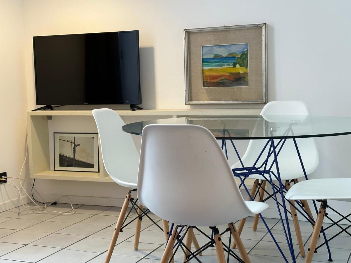 Vicool Apartments - Centro Storico Napoli Luaran gambar